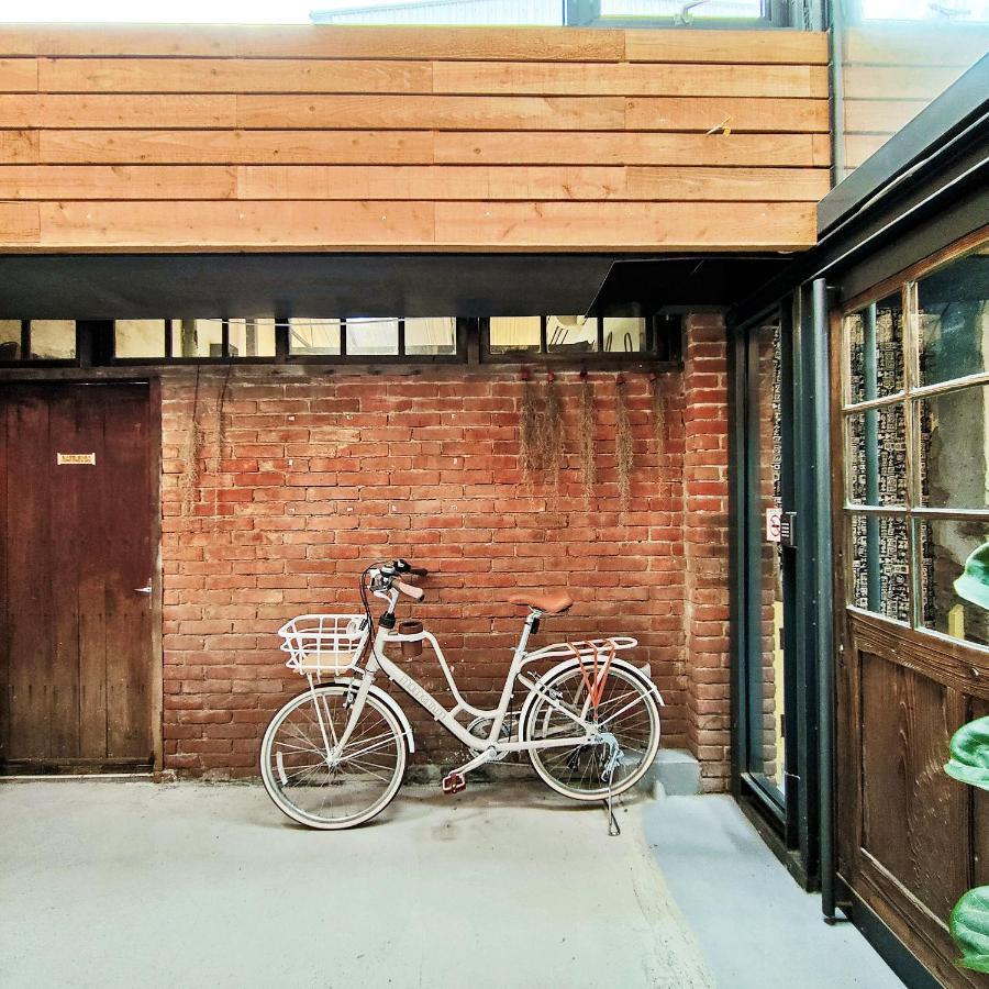 Jerry'S Mazehut Hostel Tainan Bagian luar foto