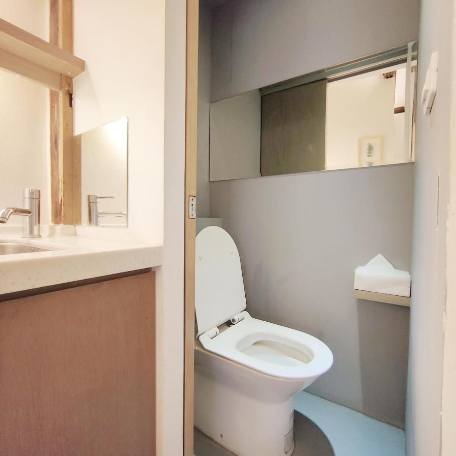 Jerry'S Mazehut Hostel Tainan Bagian luar foto