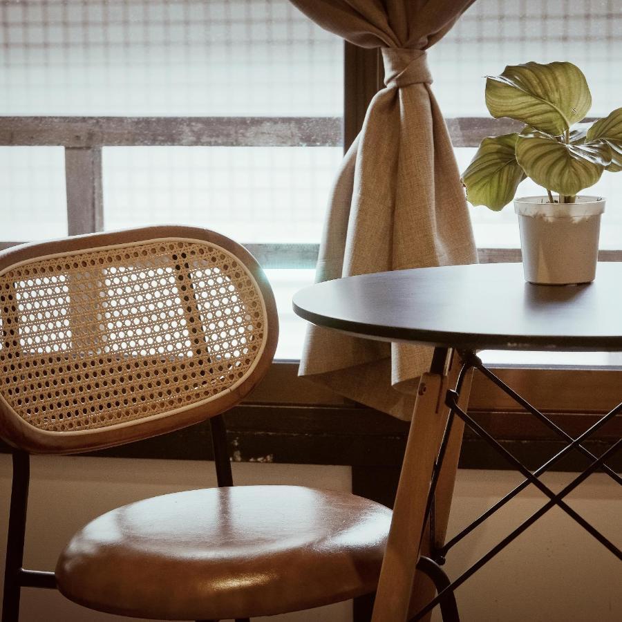 Jerry'S Mazehut Hostel Tainan Bagian luar foto