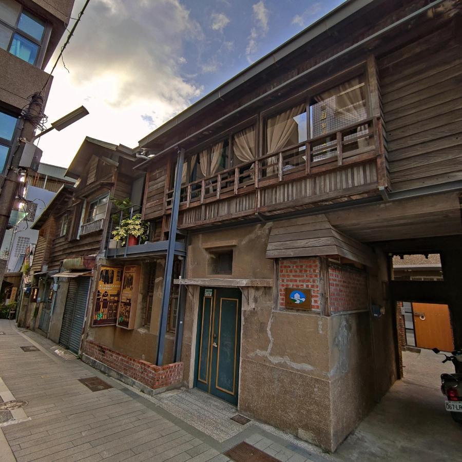 Jerry'S Mazehut Hostel Tainan Bagian luar foto