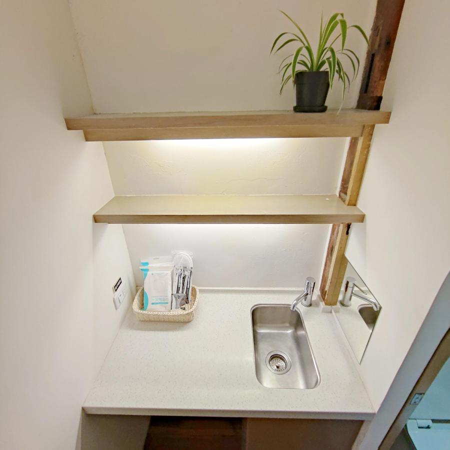 Jerry'S Mazehut Hostel Tainan Bagian luar foto