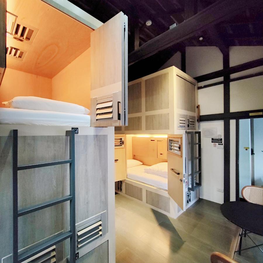 Jerry'S Mazehut Hostel Tainan Bagian luar foto