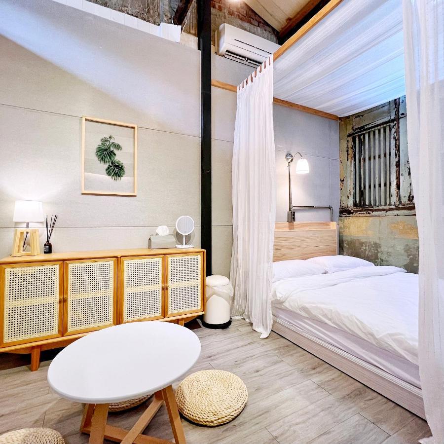 Jerry'S Mazehut Hostel Tainan Bagian luar foto